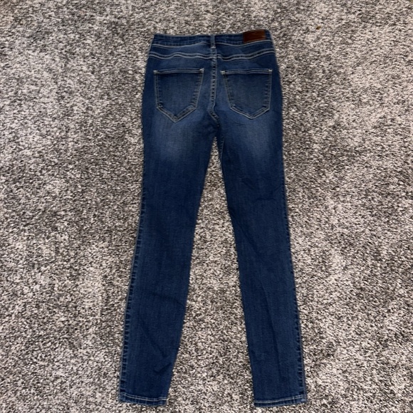 Hollister Brand High Rise Crop Super Skinny Jeans Size 1R Great Condition - Picture 6 of 9